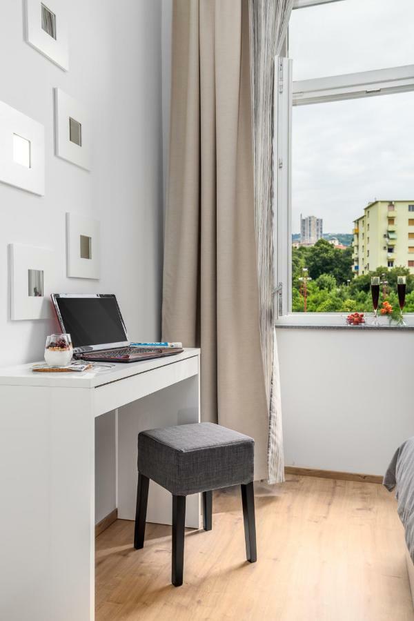 Apartman Deark Apartment Rijeka Exterior photo