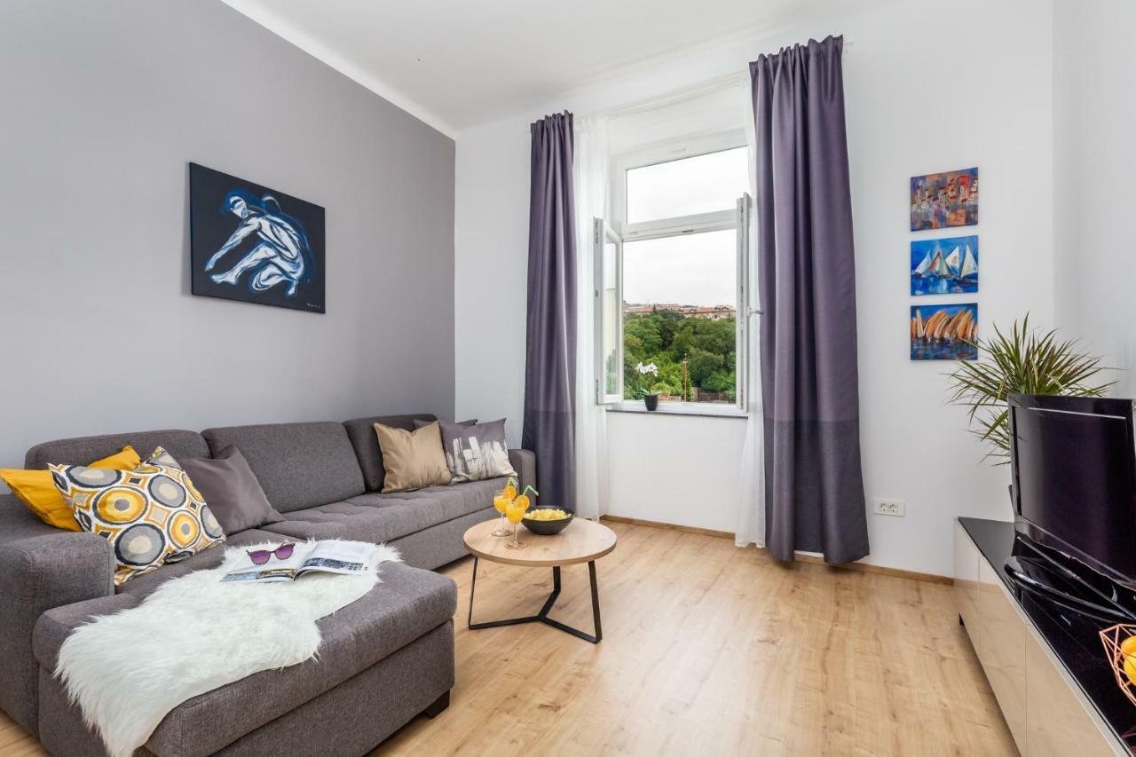 Apartman Deark Apartment Rijeka Exterior photo